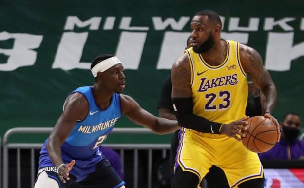 Los Lakers de LeBron tumban a los Bucks