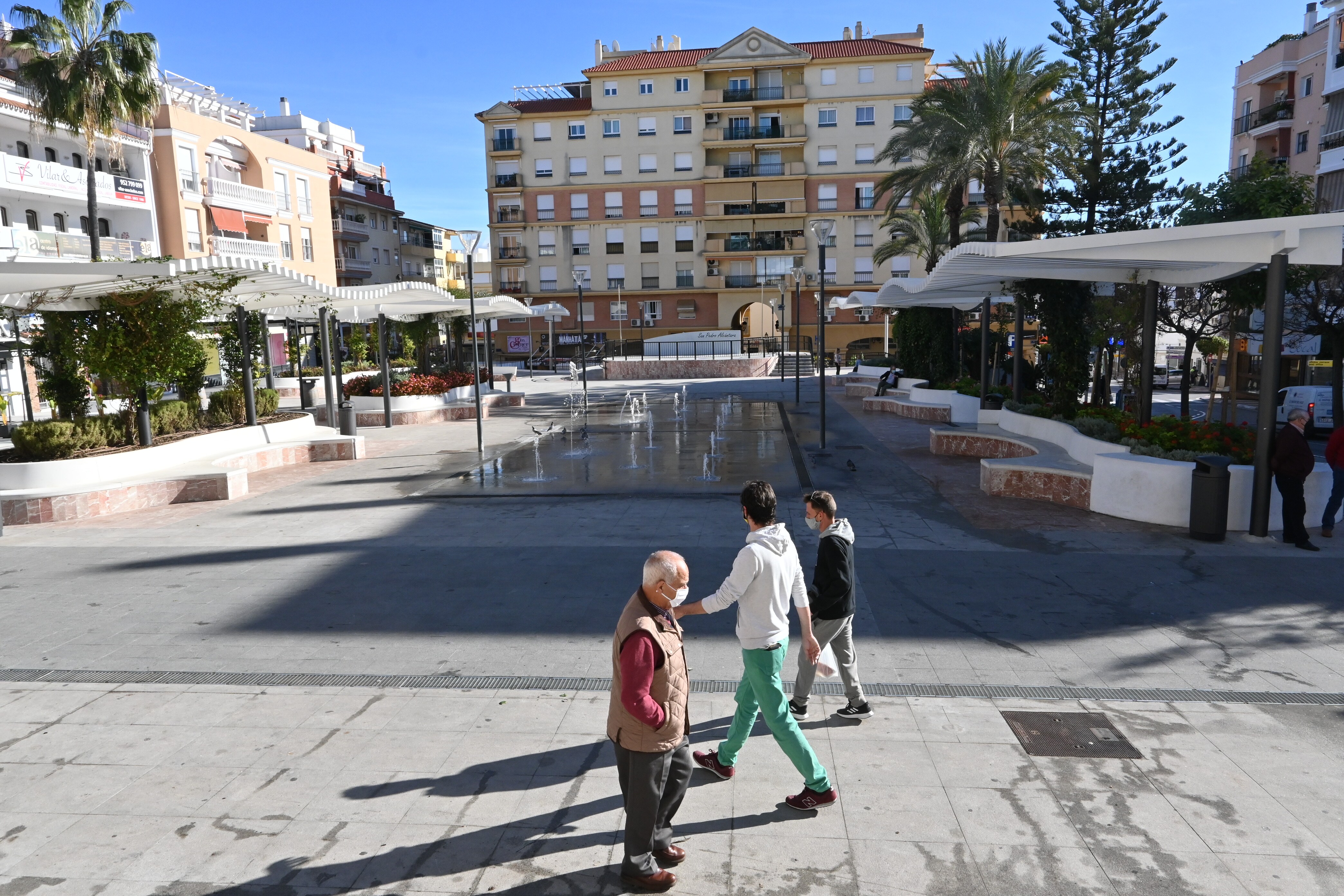 Marbella, Estepona, Alhaurín y otros cinco pueblos cierran sus servicios no esenciales