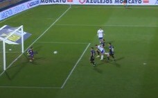 Vídeo: El Zaragoza derrota a la Ponferradina y huye del descenso