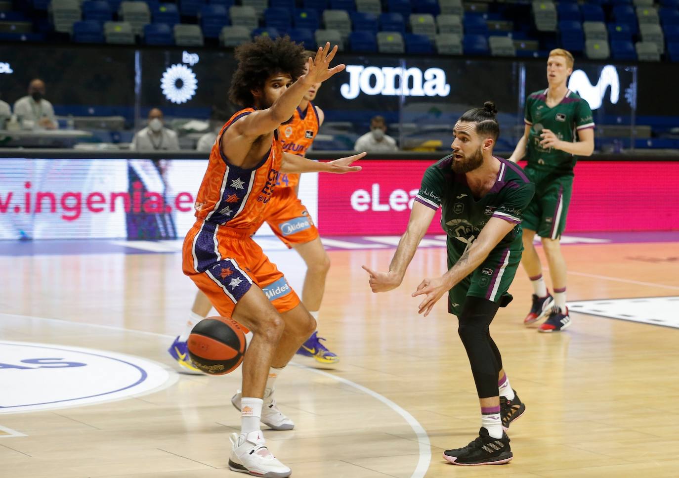 El Unicaja pierde con el Valencia Basket (85-89)