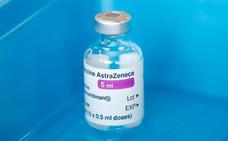 Los problemas de fiabilidad de AstraZeneca obligan a Sanidad a cambiar su plan de vacunación