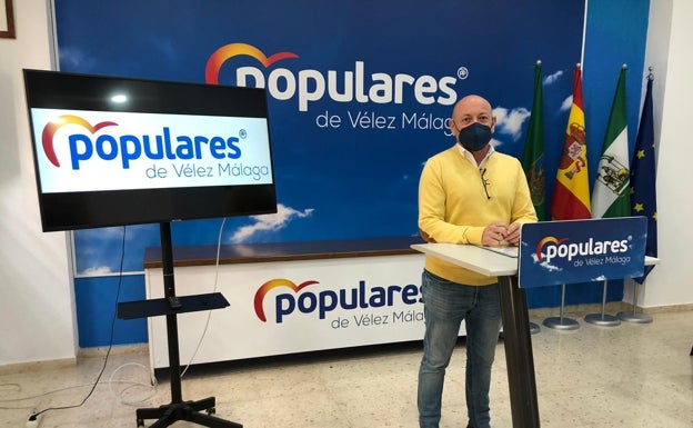 El PP reclama información detallada de los viajes de una edil de Vélez pagados con fondos municipales desde julio de 2015