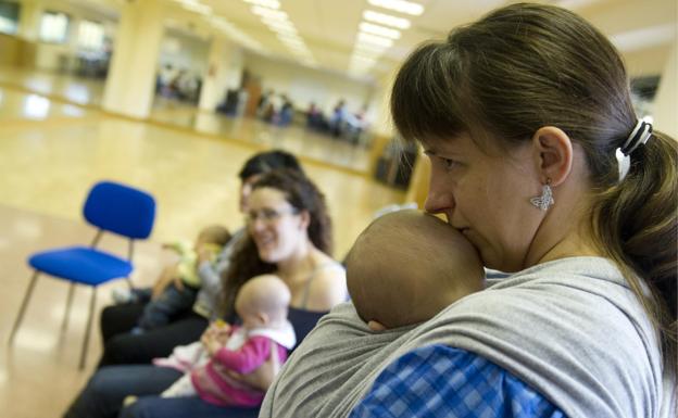 Quién gana y quién pierde con el nuevo complemento de maternidad de las pensiones