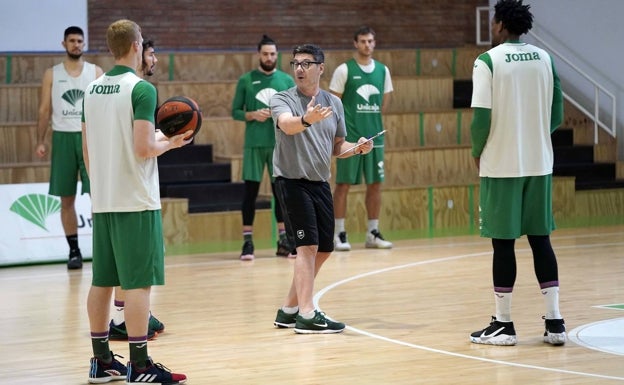 El Unicaja busca en Fuenlabrada un punto de inflexión antes de la Copa