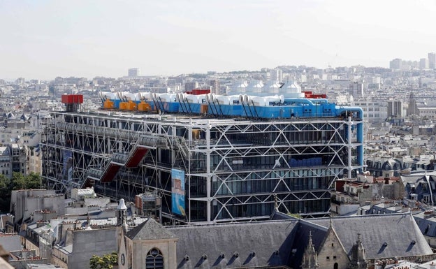 Málaga se ofrece a albergar obras del Pompidou de París durante su cierre de tres años