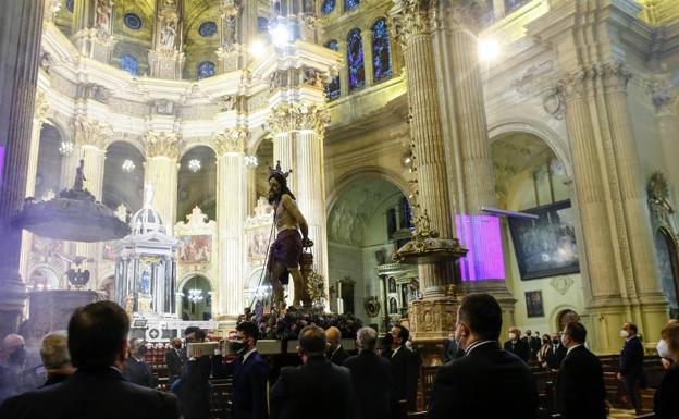 Histórico vía crucis para pedir el cese de la pandemia