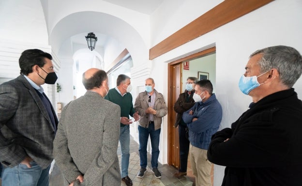 El Ayuntamiento de Nerja cede un local a Cruz Roja en los bajos de la Casa Consistorial