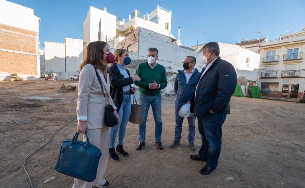 Concluyen los trabajos de demolición del antiguo Centro Cultural Giner de los Ríos en Nerja para levantar un nuevo edificio