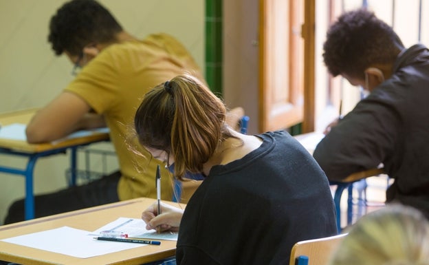 Los centros educativos refuerzan sus equipos de orientación con 66 nuevos profesionales para Málaga