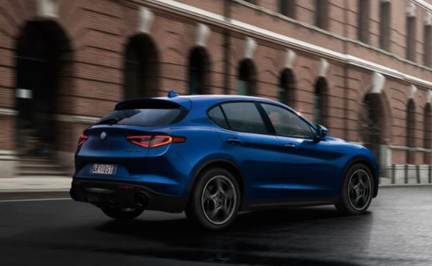 Alfa Romeo Stelvio incorpora a su gama una nueva versión Sprint Plus
