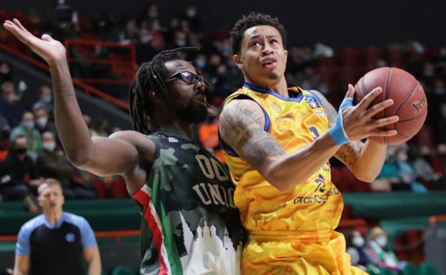 El Gran Canaria tumba al Unics y manda un aviso al Unicaja