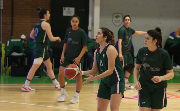 El Unicaja femenino recibe al líder en la primera de sus últimas tres 'finales'