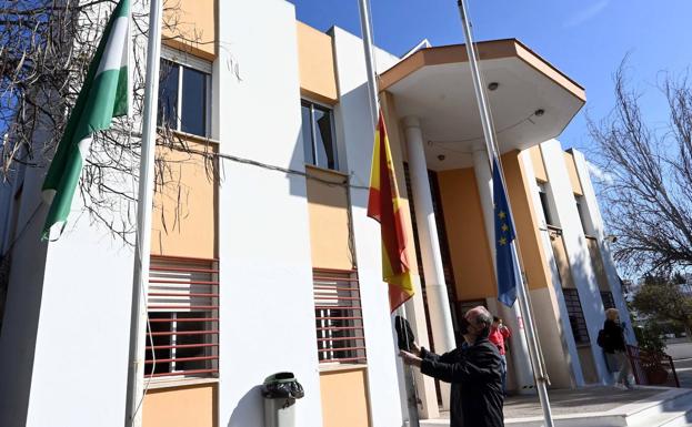 La familia recurre al juzgado para que aclare la causa de la muerte de la profesora vacunada en Marbella