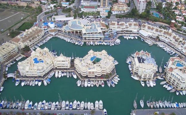 La UDEF investiga a Puerto Marina por la concesión de las licencias de chárteres