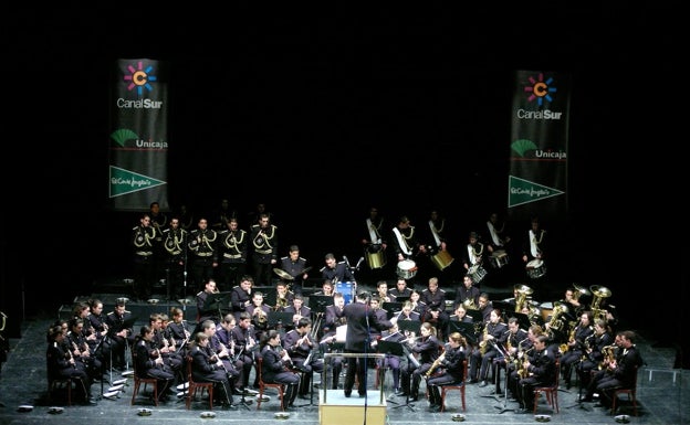 La Banda de Música de la Paz emite un concierto de marcha procesionales por YouTube