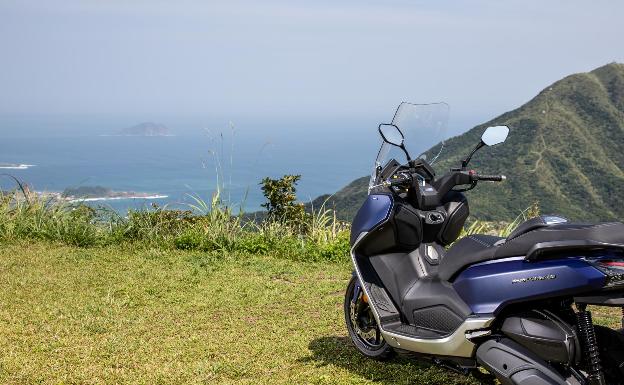 Sym presenta el nuevo Maxsym 400: más compacto y tecnológico