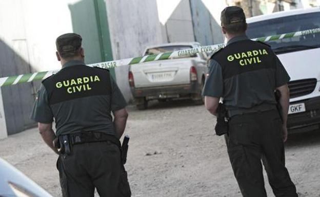 Detienen a un vecino de Campillos acusado de robar dos planchas de pelo en Puente Genil