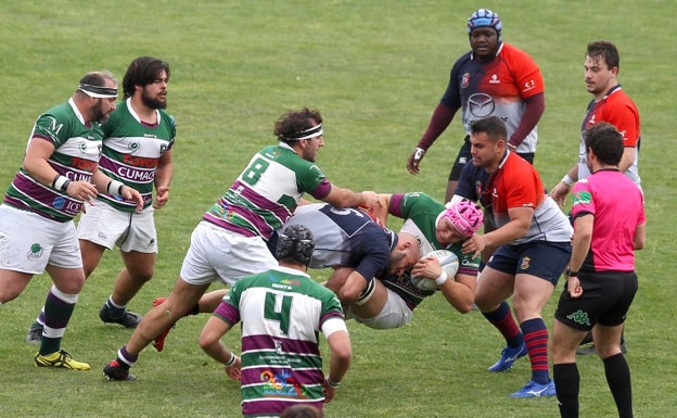 El Club Rugby Málaga gana y depende de sí mismo para pelear por el ascenso