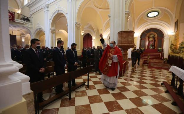 El Domingo de Ramos entra en Málaga con la misa de palmas de Pollinica