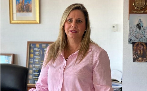 La patrona mayor del puerto de Caleta de Vélez, Mari Carmen Navas, elegida vicepresidenta de la Federación Nacional de Cofradías