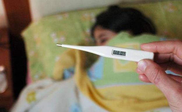 Los médicos avisan de lo que no debe hacerse antes de vacunarse: el caso del paracetamol