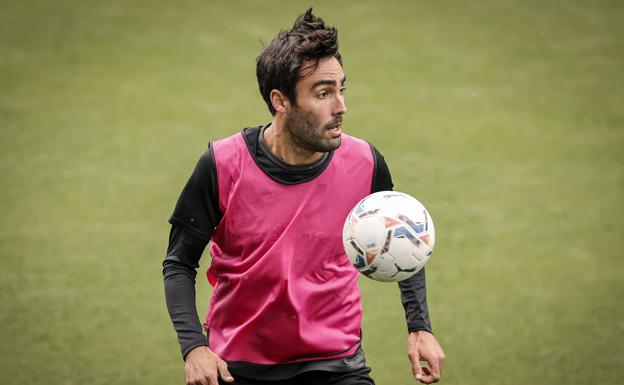 Escassi y Orlando Sá, listos para viajar a Las Palmas