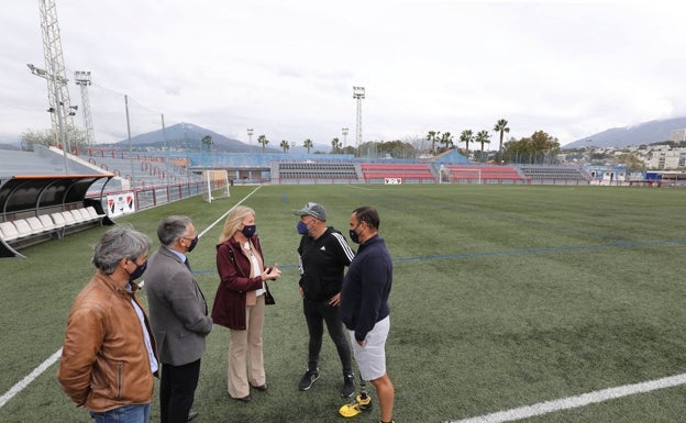 La remodelación del estadio municipal de San Pedro Alcántara alcanza el 50%