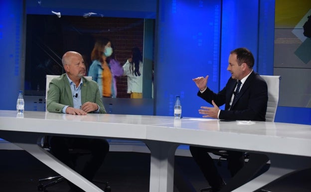 Javier Imbroda: «La formación de los profesores es mejorable»