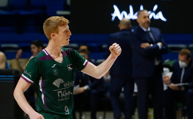 La Junta de Andalucía cree que Medel reconsiderará la retirada del apoyo al Unicaja