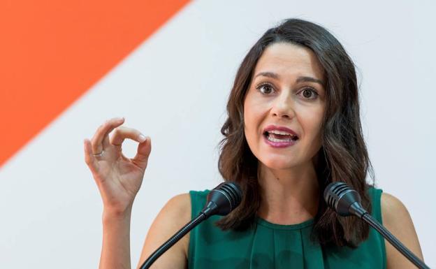 Inés Arrimadas apuesta por repetir la alianza PP-Cs en la próxima legislatura andaluza