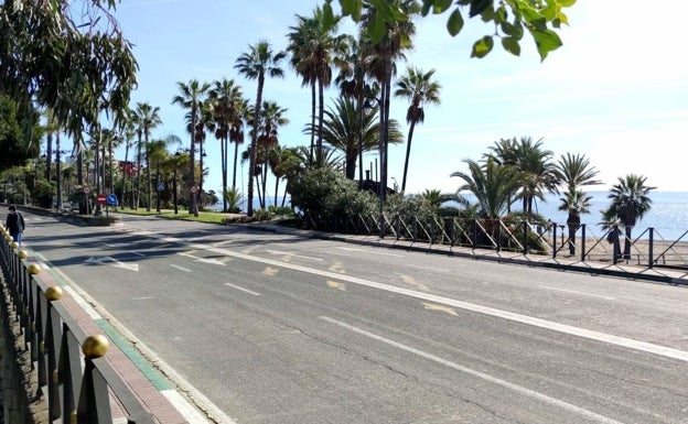 El Ayuntamiento de Estepona adjudica las obras para ampliar las pasarelas peatonales del puente de La Cala