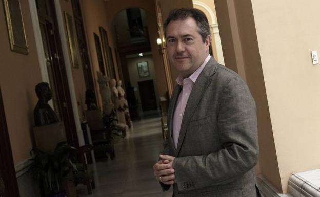 El PSOE de Sevilla rechaza adelantar plazos tras la petición de Juan Espadas de elegir ya al candidato a la Junta