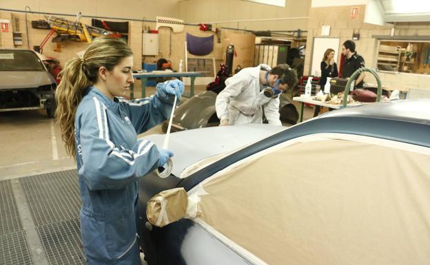 Aprobados tres nuevos cursos de especialización de FP en Big Data, vehículos eléctricos y formación aditiva