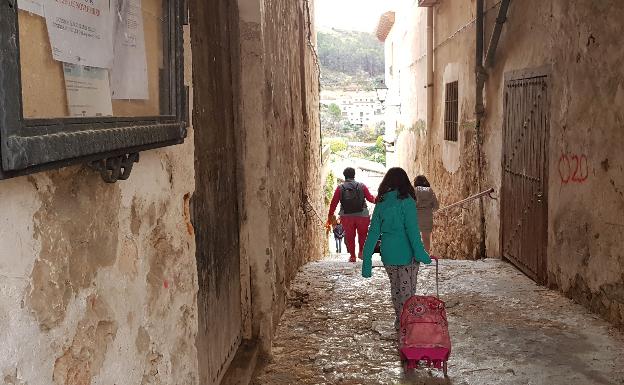 La Junta anuncia un paquete de medidas fiscales para fijar población en la Andalucía vaciada y en municipios de menos de 3.000 habitantes