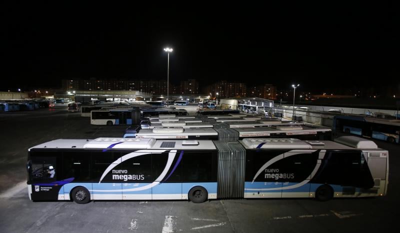 Dentro de los talleres de EMT Málaga