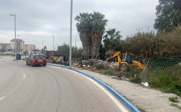 Vélez-Málaga reclama a la Junta una solución «urgente» al chabolismo en Torre del Mar tras décadas de intentos fallidos