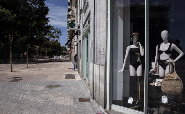 Más de la mitad de los comercios de Málaga capital no recibirá la ayuda municipal al incumplir los requisitos