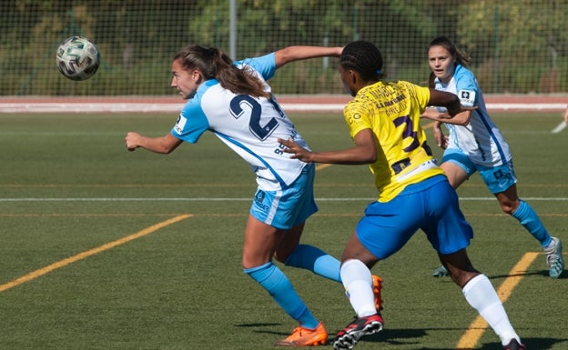 El Málaga se hunde en el pozo de Segunda tras un mal partido