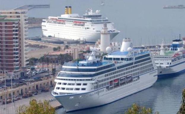El Puerto pone fecha a la vuelta de cruceros a Málaga