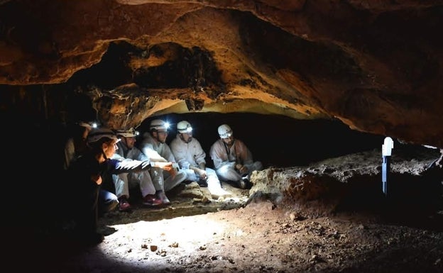 La empresa Ardalestur gestionará las visitas a la Cueva de la Victoria