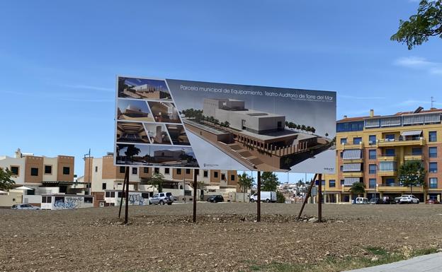 Activan la licitación por lotes del teatro de Torre del Mar