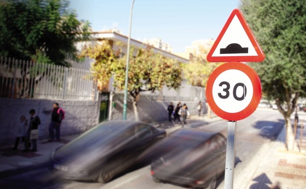 Siete de cada diez calles de Málaga tendrán la velocidad limitada a 30 desde el próximo martes