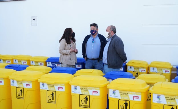 Coín repartirá más de 40 contenedores de reciclaje a los colegios para concienciar a los alumnos sobre su uso