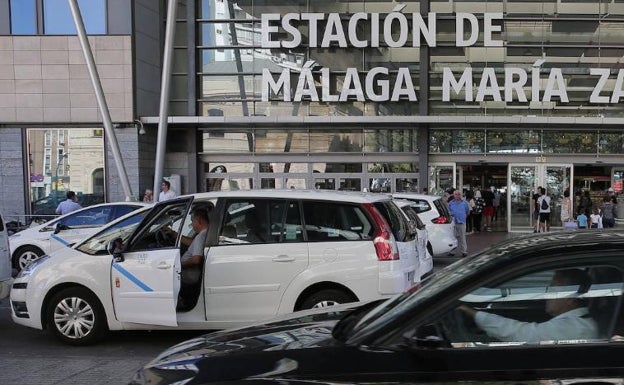 Los VTC siguen creciendo en la Costa pese a la pandemia: Ya son más de dos mil y casi igualan al taxi