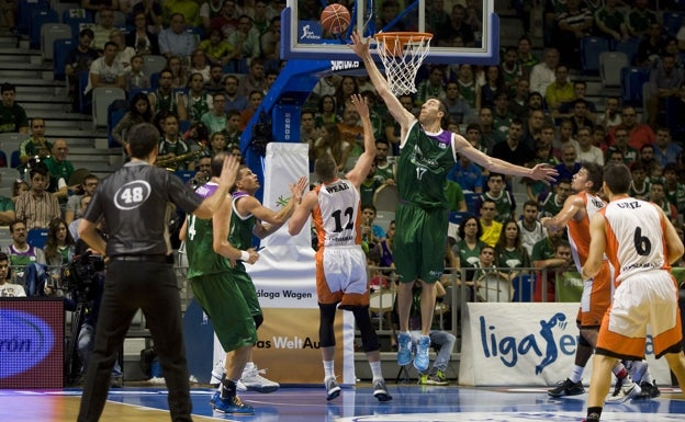 Carlos Jiménez y Fran Vázquez, en el jurado que elegirá al mejor defensor de la Liga ACB