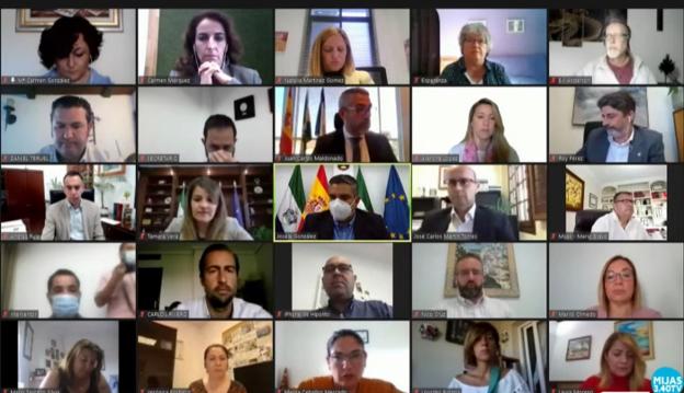 Mijas aprueba la bajada de impuestos con críticas del PP sobre el destino de las ayudas