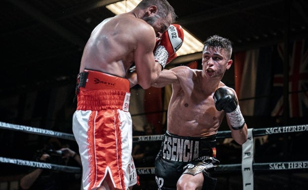 Importante victoria de Samuel 'La Esencia' Molina frente a Viorel Simion en la Saga Heredia