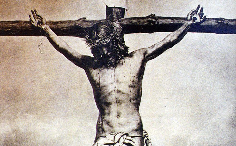 El hallazgo del Cristo de Mena en 1883 en los periódicos de España y de América