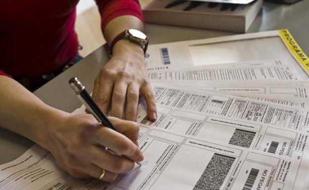 ¿Cuándo devuelve Hacienda el dinero de la Renta 2021?