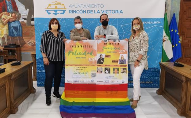 Rincón de la Victoria celebra una gala con las actuaciones de Falete y Merche por el Día del Orgullo LGTBI+